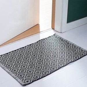 24"x51" Black Classic Diamond Geometric Small Area Rug Cotton Blend Carpet